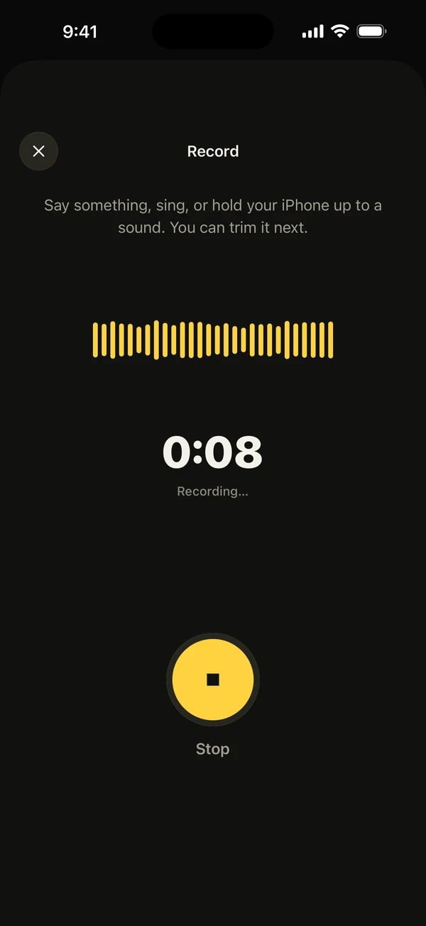 Màn hình Record của Ringsy (giao diện tiếng Anh), nơi bạn nói câu của mình trước khi chọn hiệu ứng